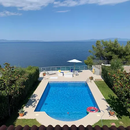 Beach House Thalassa Villa